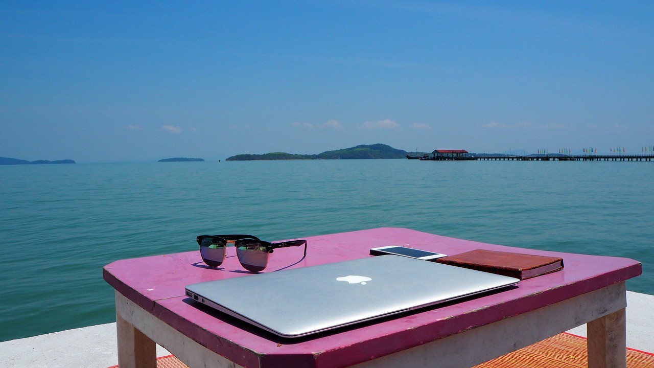How To Begin Your Career Path As A Digital Nomad