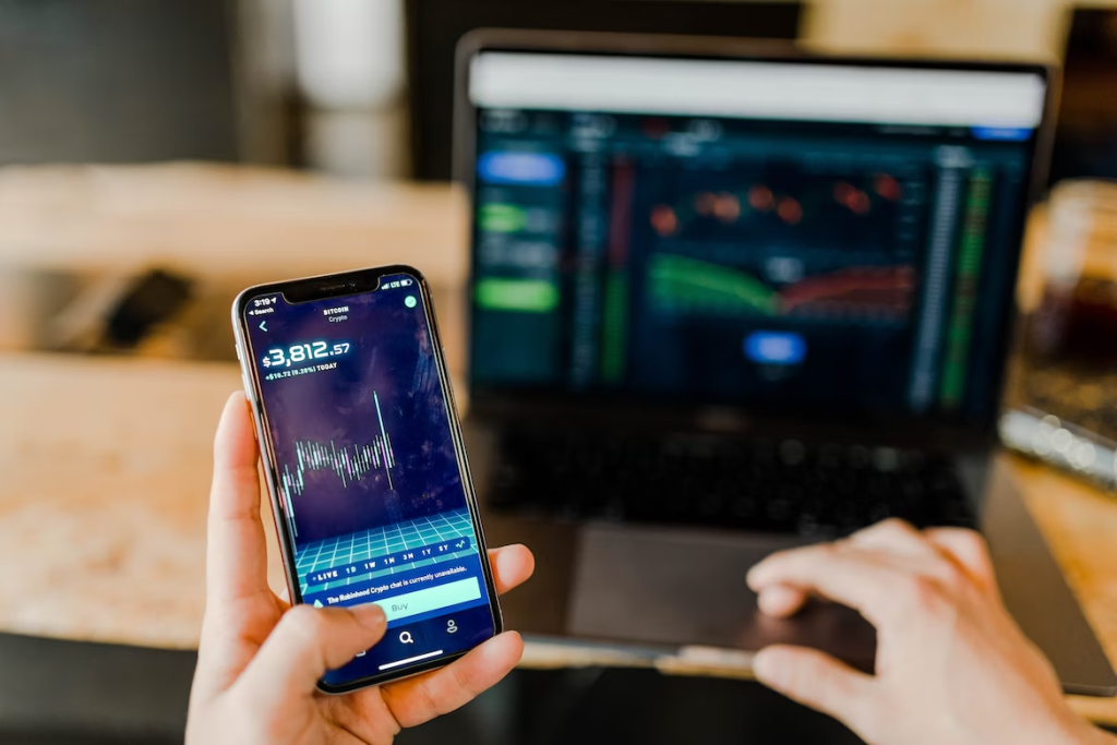 A Comprehensive Guide to Choosing a Binary Options Broker for Mobile Trading